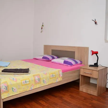 Apartment Moreno *